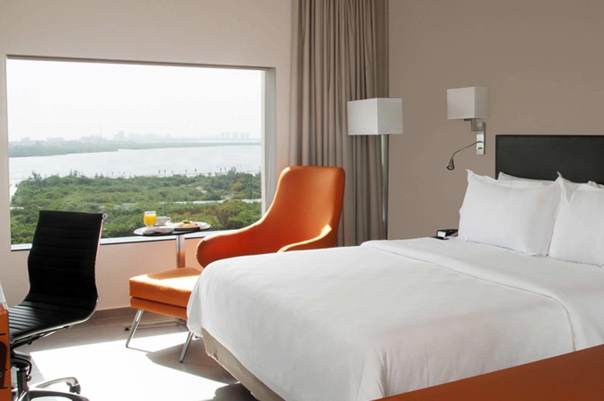Fiesta Inn Cancun Las Americas Eksteriør bilde